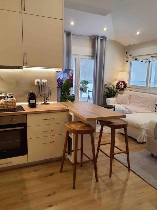 Cozy Studio Στο Κεντρο Larissa Esterno foto